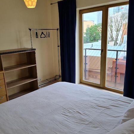 Cozy One Bedroom Apartment In City Center Tallinn Kültér fotó